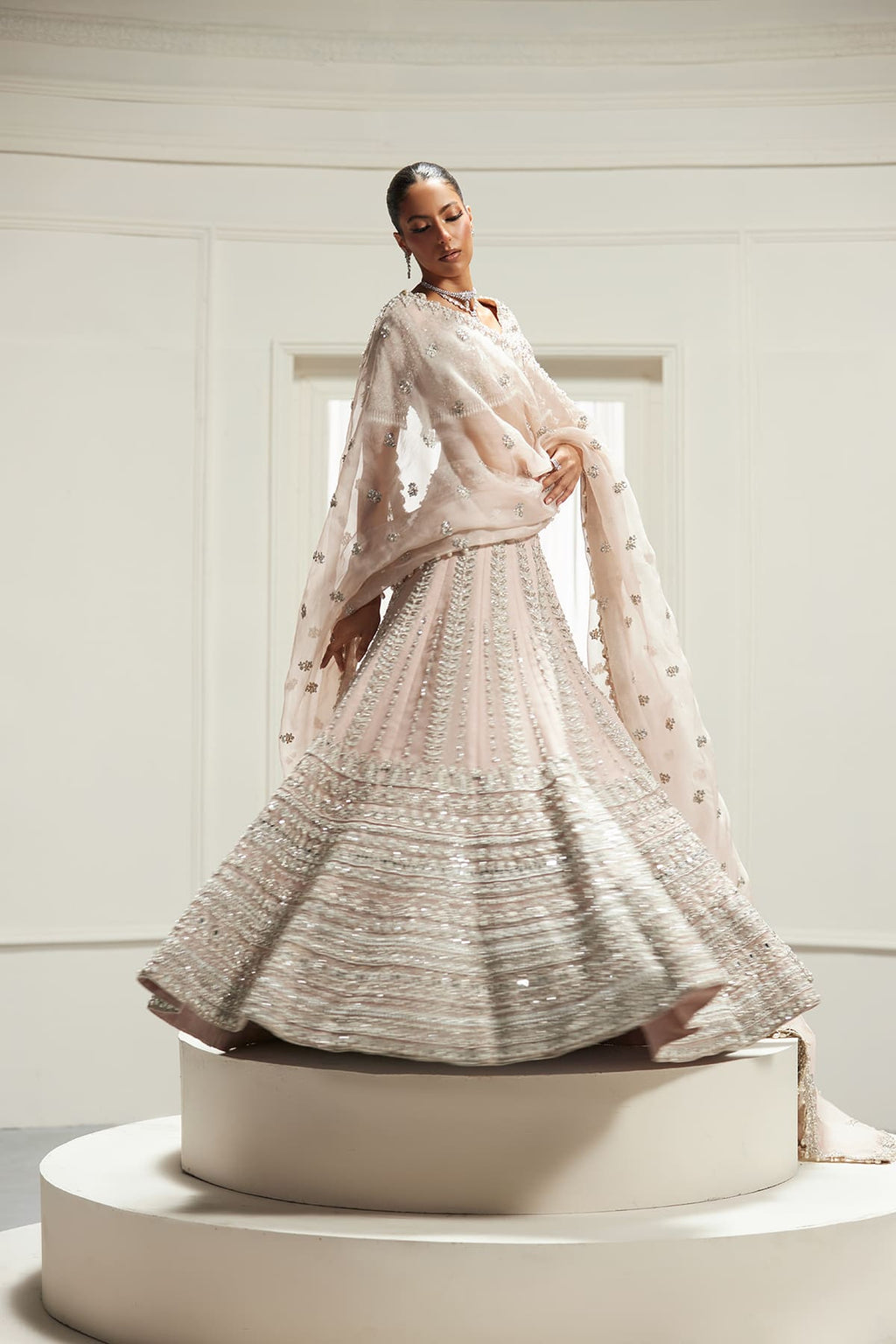 OMINA Shahana Collection