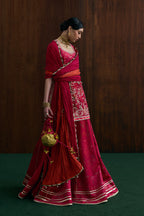 Ryelle | Suffuse By Sana Yasir | Silk Pret Fall 2025